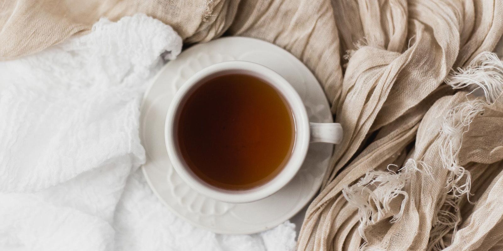 Häntää hellii käärme