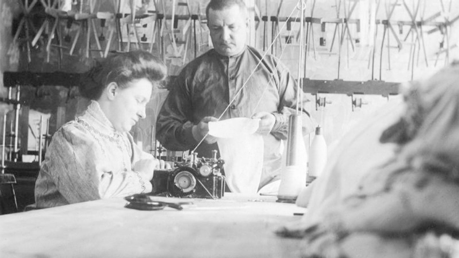 Millaiseen maailmaan syntyi Tam Silk?