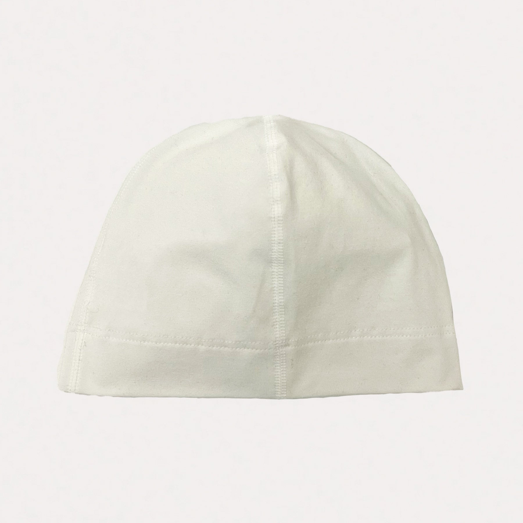 Valkoinen aluspipo bambusta.