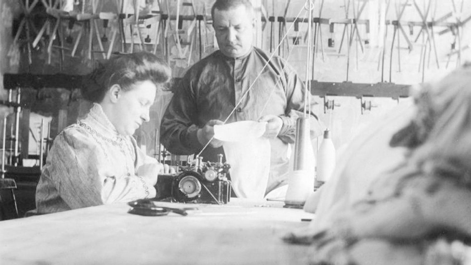 Millaiseen maailmaan syntyi Tam Silk?