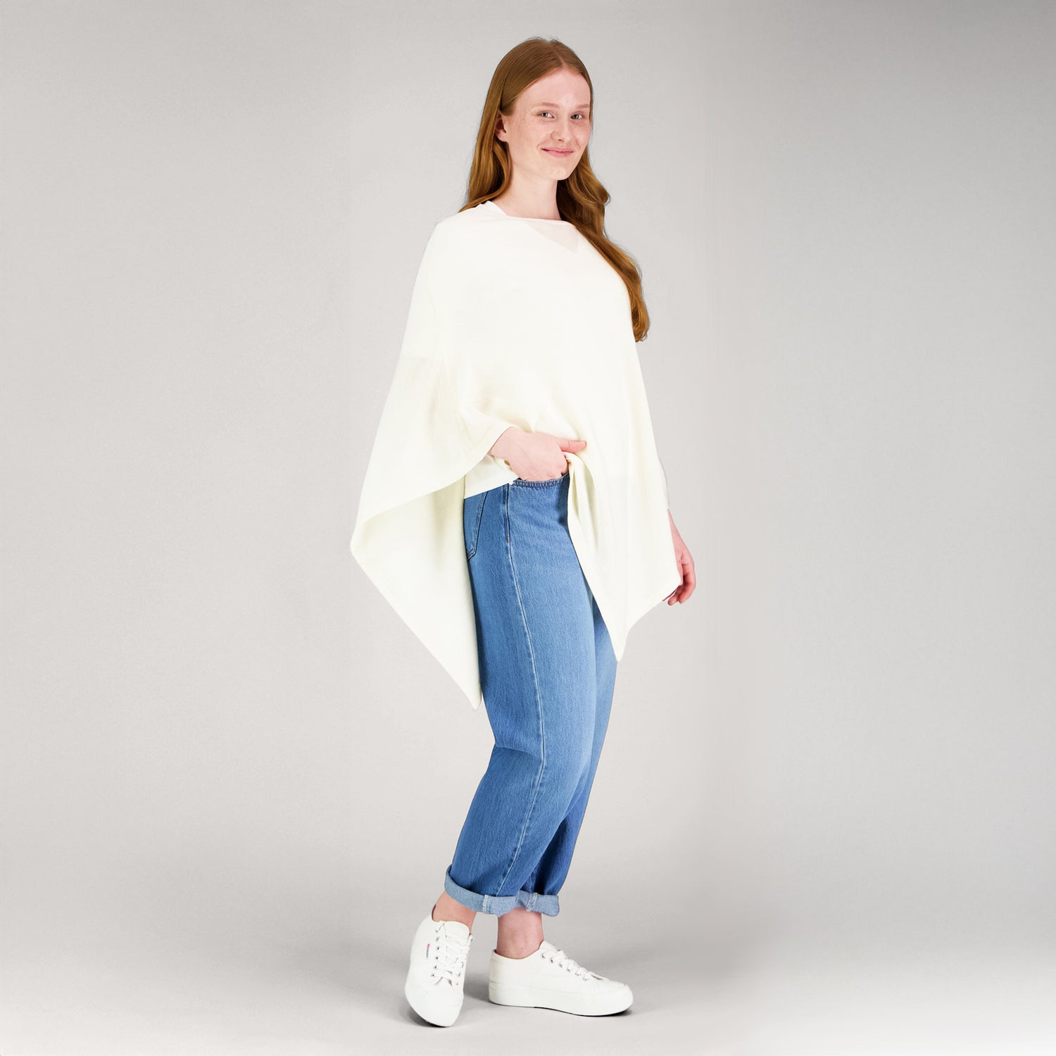 KLASSIKKO poncho merinosilkkiä, luonnonvalkoinen